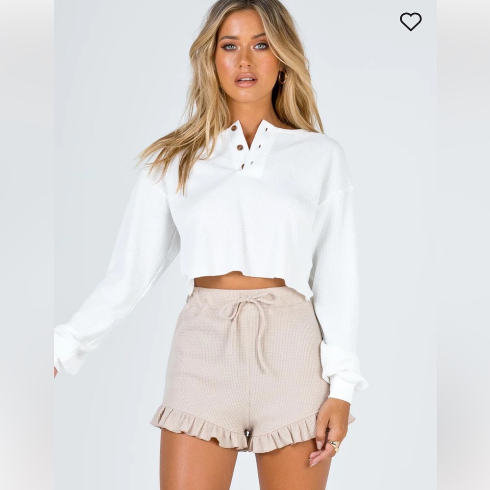 Princess Polly wild dream shorts with ruffles in color tan size 0